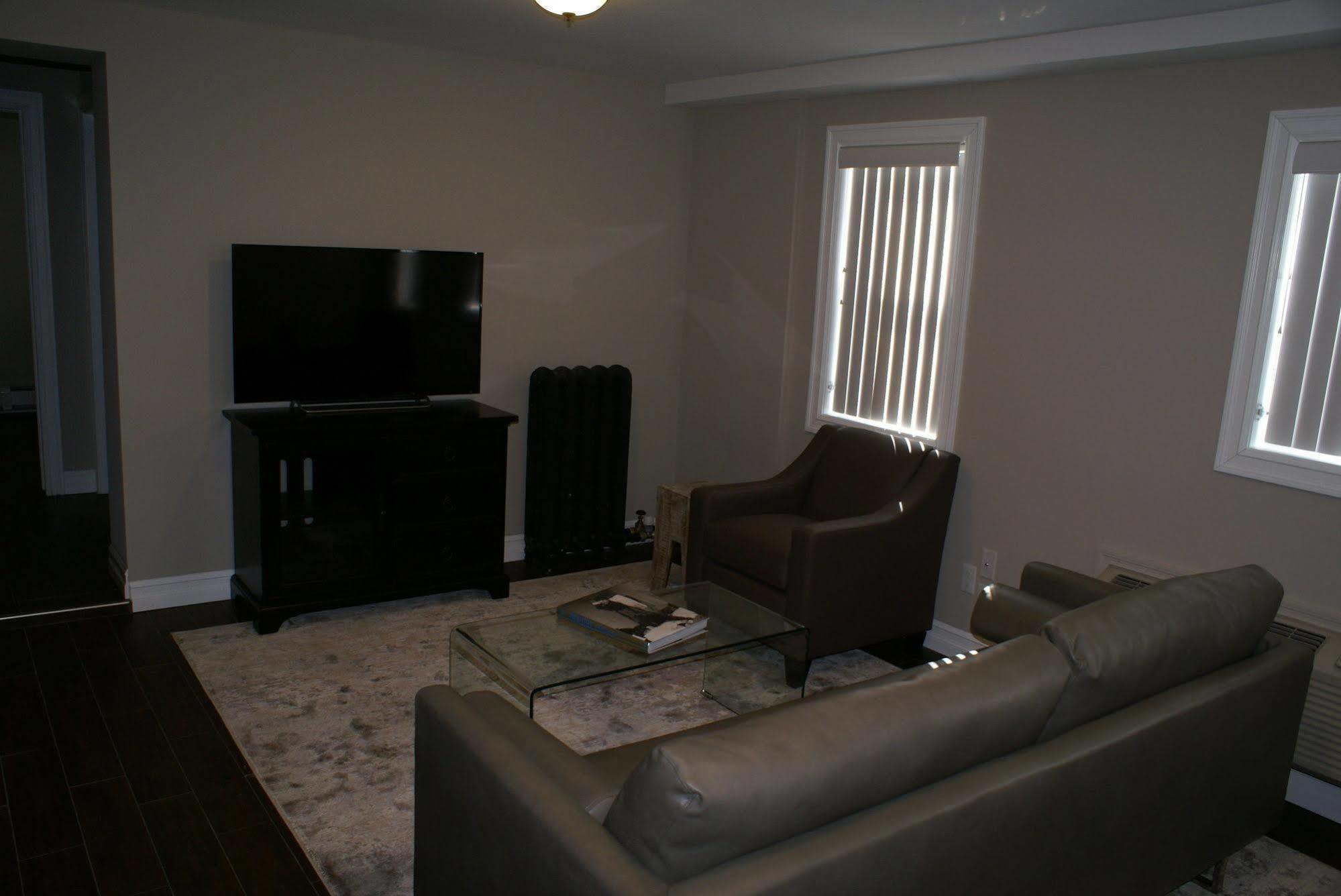 Western Hotel & Executive Suites Γκελφ Εξωτερικό φωτογραφία