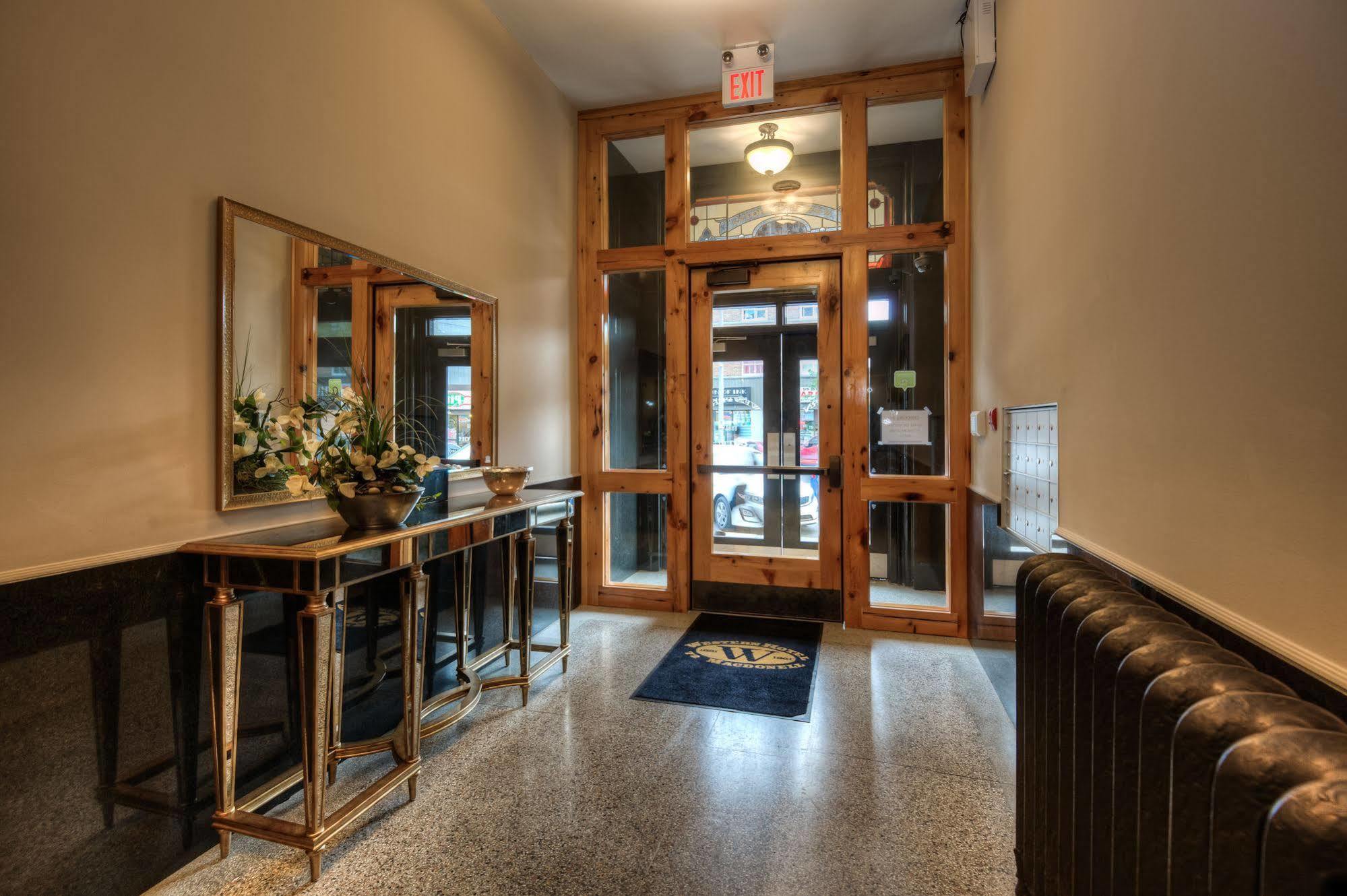Western Hotel & Executive Suites Γκελφ Εξωτερικό φωτογραφία